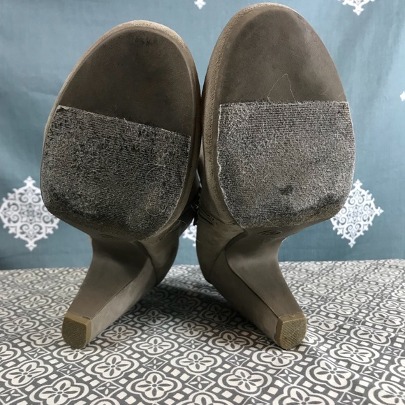 Mossimo Brand Tan Faux Suede Ankle Bootie - Picture 5 of 8